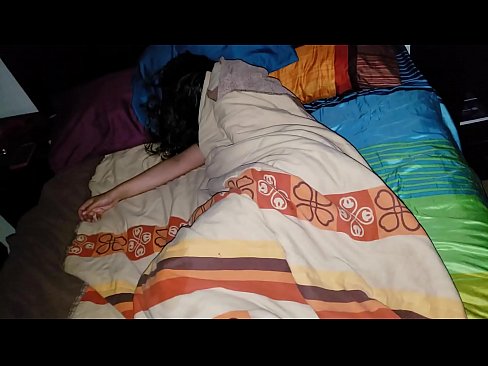 ❤️ Vicfilo kritikante sian junan duonpatrinon dum ŝi dormas. ❤️❌ Porno ĉe eo.fitorganic.top